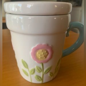 Garden pot / planter ceramic mug with topper.